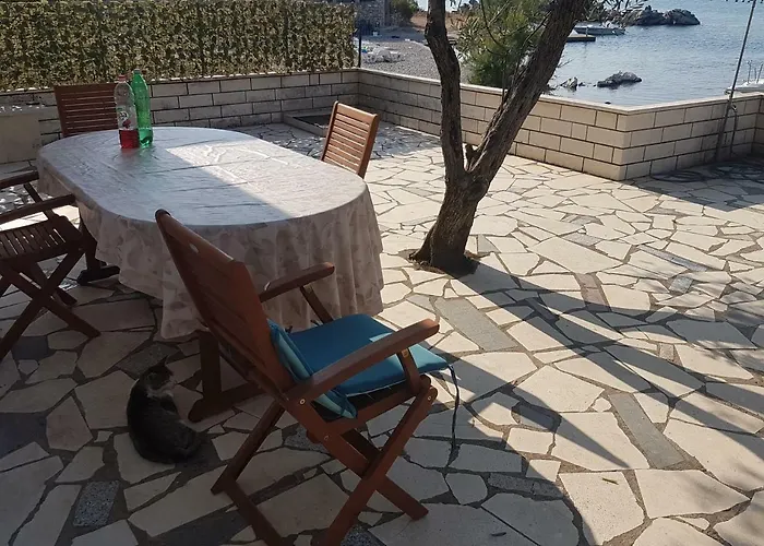 Nyaraló >nikola< Brijesta