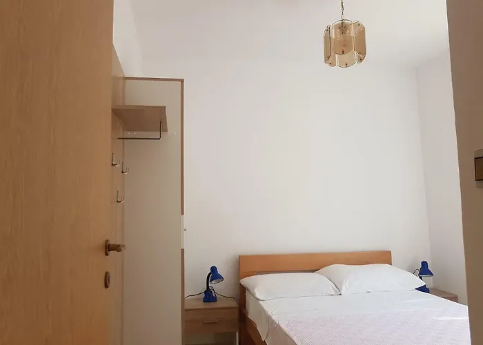 Nyaraló >nikola< Brijesta